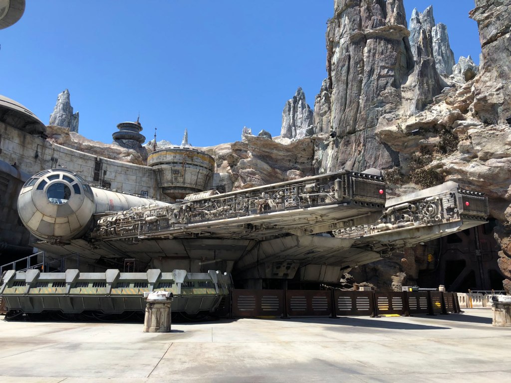 Millennium-Falcon
